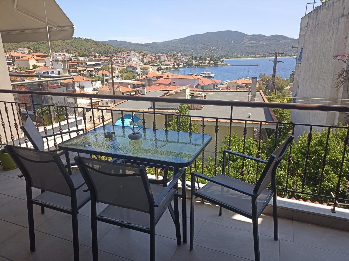 Dimitros Apartment Neos Marmaras Ngoại thất bức ảnh